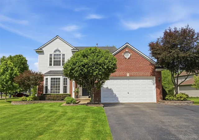 Photo 1 of Single family home for sale at 6263 Shadetree Ct, Howell, MI 48843 | MLS# 20261040716 | Listing updated on 2026-06-07