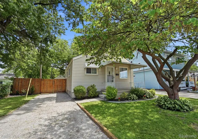 Photo 1 of Single family home for sale at 8235 Cornell St, Taylor, MI 48180 | MLS# 20261040718 | Listing updated on 2026-06-13