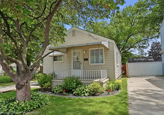 Photo 2 of Single family home for sale at 8235 Cornell St, Taylor, MI 48180 | MLS# 20261040718 | Listing updated on 2026-06-13