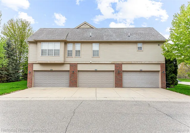 Photo 3 of Condo for sale at 49277 Silver Birch Cir, Shelby Township, MI 48315 | MLS# 20261040721 | Listing updated on 2026-08-30