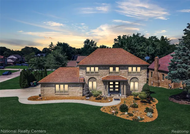 1st image of 39376 Heatherbrook Dr, Farmington Hills, MI 48331 | MLS# 20261040736
