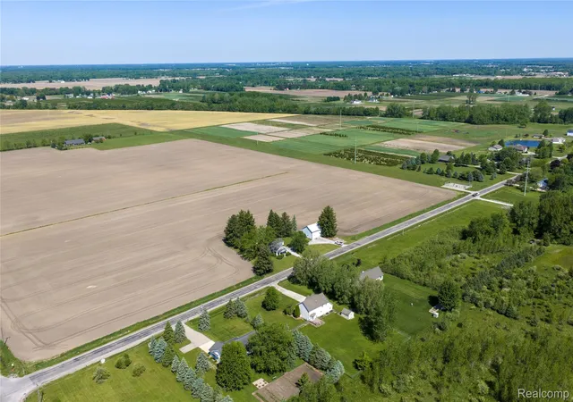 Homes for sale in James Township Saginaw, MI | 2900 S Miller Rd, James Township Saginaw, MI 48609 | MLS# 20261040741