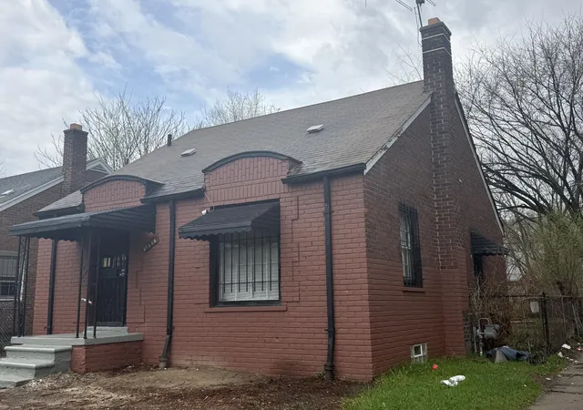2nd image of 19601 Hamburg St, Detroit, MI 48205 | MLS# 81026026562