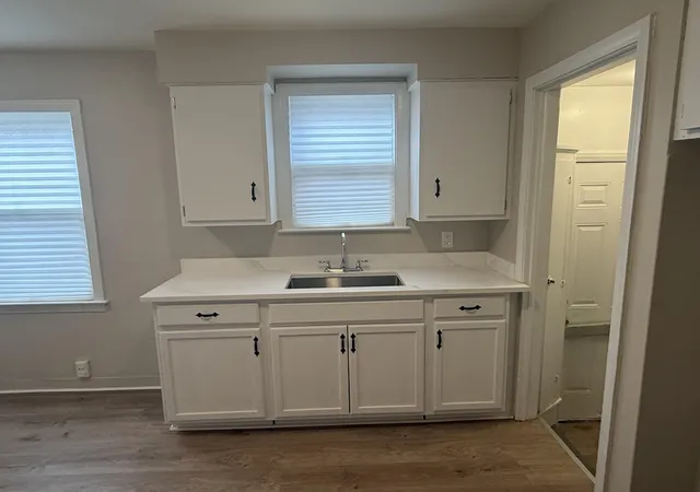 4th image of 19601 Hamburg St, Detroit, MI 48205 | MLS# 81026026562