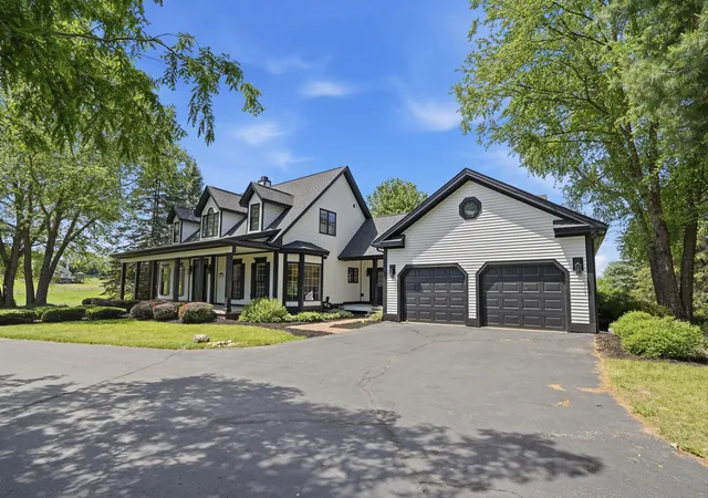 Photo 3 of Single family home for sale at 9835 Oak Pointe Ln, Northville, MI 48167 | MLS# 81026026565 | Listing updated on 2026-06-10