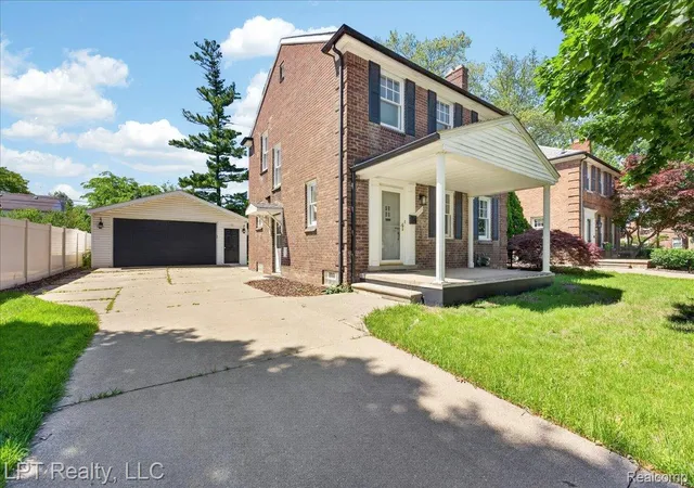 Photo 2 of Single family home for sale at 13171 Mercier St, Southgate City Wayne, MI 48195 | MLS# 20261040754 | Listing updated on 2026-06-09