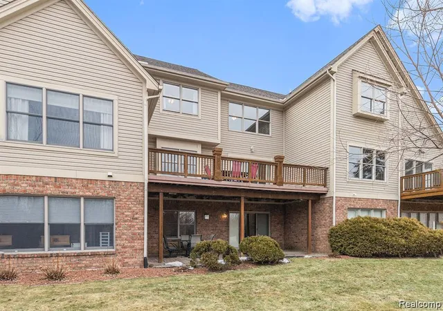 Homes for sale in Grand Blanc Charter Township Genesee, MI | 8095 Woodstone Ct, Grand Blanc Charter Township Genesee, MI 48439 | MLS# 20261040758