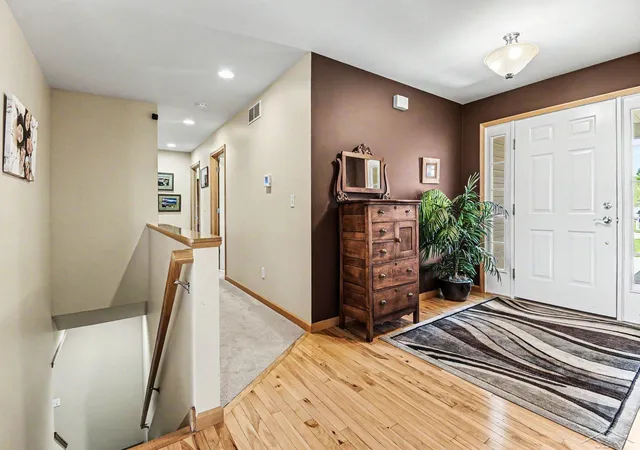 image of 3807 Wild Pine Dr, Saginaw, MI 48603 | MLS# 61050209936