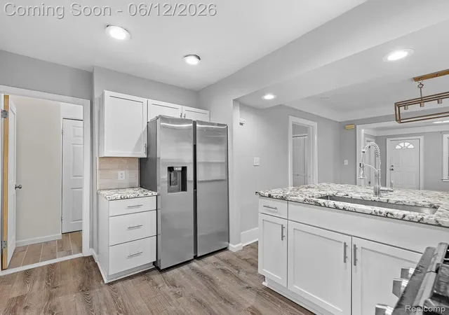 Photo 4 of Single family home for sale at 419 W 12 Mile Rd, Royal Oak, MI 48073 | MLS# 20261040785 | Listing updated on 2026-10-22