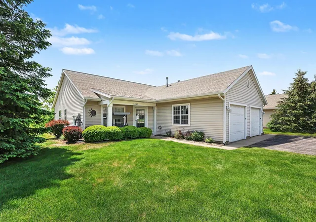 Homes for sale in Plainfield Charter Township Kent, MI | 3336 Clear Vista Ct Ne #33, Plainfield Charter Township Kent, MI 49525 | MLS# 71026026599