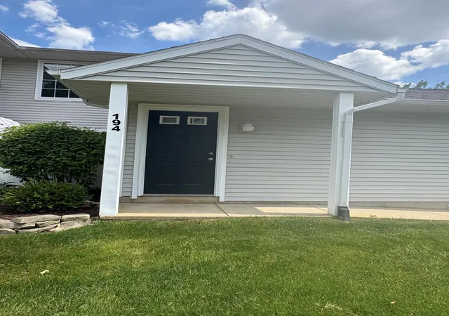 Homes for sale in Rockford City Kent, MI | 194 Hunters Ln Ne #37, Rockford City Kent, MI 49341 | MLS# 65026026608