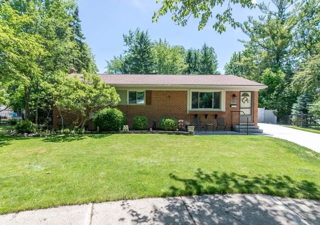 Photo 1 of Single family home for sale at 732 Calder Ct, Saline, MI 48176 | MLS# 81026026619 | Listing updated on 2026-06-06