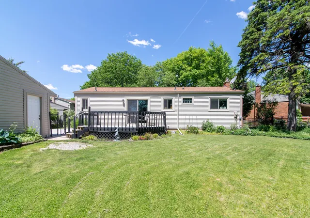Photo 4 of Single family home for sale at 732 Calder Ct, Saline, MI 48176 | MLS# 81026026619 | Listing updated on 2026-06-06