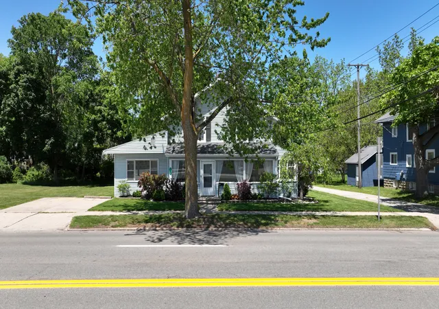 Homes for sale in Ithaca City Gratiot, MI | 115 E Emerson St, Ithaca City Gratiot, MI 48847 | MLS# 81026026625