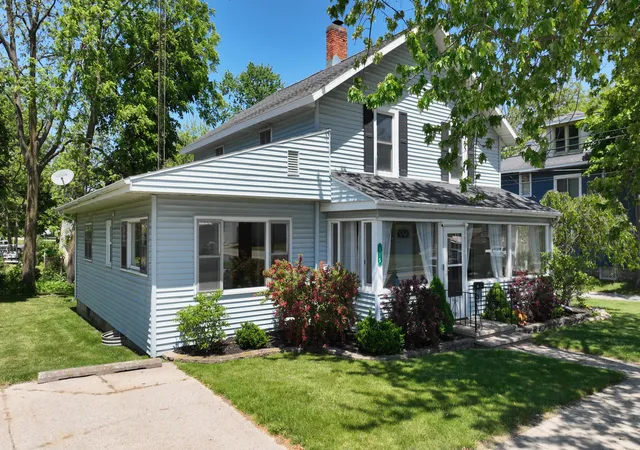 Homes for sale in Ithaca City Gratiot, MI | 115 E Emerson St, Ithaca City Gratiot, MI 48847 | MLS# 81026026625