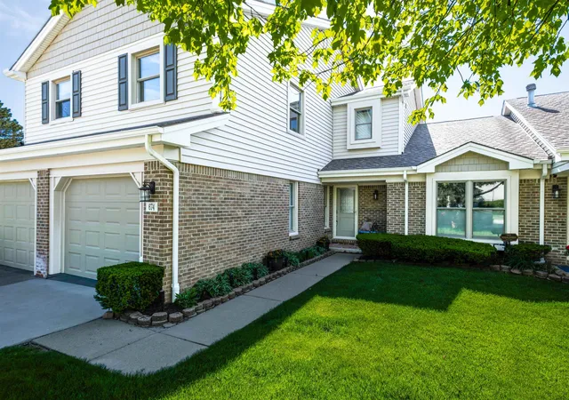 1st image of 674 Summit Ridge Dr, Milford, MI 48381 | MLS# 5050209954