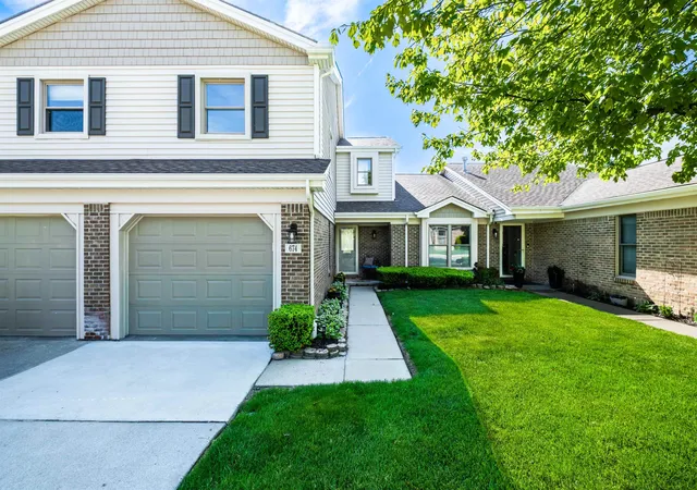 2nd image of 674 Summit Ridge Dr, Milford, MI 48381 | MLS# 5050209954