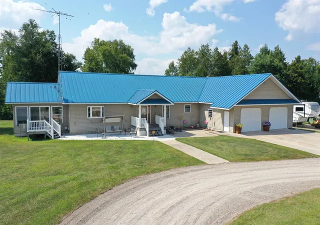 2nd image of 125 W Gallagher Rd, West Branch, MI 48661 | MLS# 77080069151