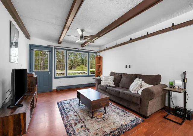 Photo 3 of Single family home for sale at 8613 Summit City Rd, Paradise Township Grand Traverse, MI 49649 | MLS# 78080069152 | Listing updated on 2026-06-19