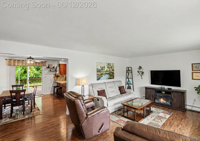 Photo 1 of Sale Pending at 10186 Converse Rd, Fowlerville, MI 48836 | MLS# 20261040878 | Listing updated on 2026-06-18