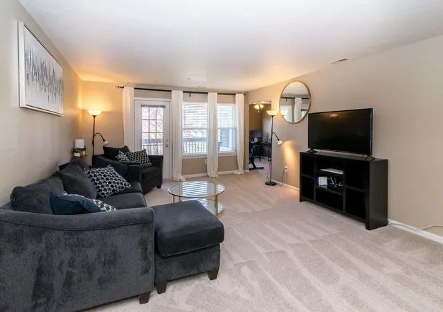 Listing Photo 5 - Condo for sale in building located at 1287 Millbrook Trl, Ann Arbor, MI 48108