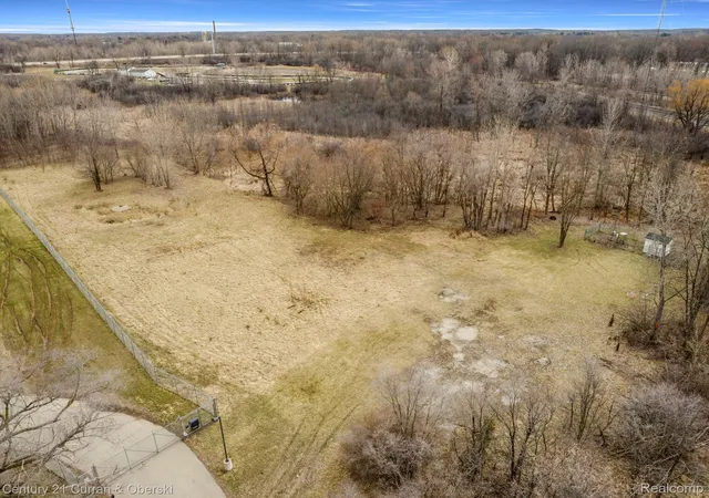 Homes for sale in Leoni Township Jackson, MI | 1139 S Dettman Rd, Leoni Township Jackson, MI 49203 | MLS# 20261040890