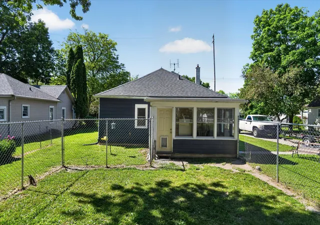 Homes for sale in Marshall City Calhoun, MI | 728 W Hanover St, Marshall City Calhoun, MI 49068 | MLS# 64026026649
