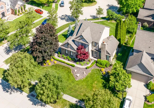 Photo 3 of Single family home for sale at 45432 White Pines Dr, Novi, MI 48374 | MLS# 81026026658 | Listing updated on 2026-06-16