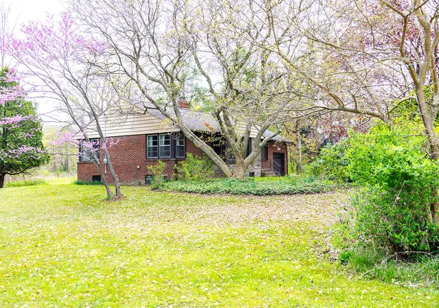 17th image of 1359 Bell Ave, New Buffalo, MI 49117 | MLS# 69026026669