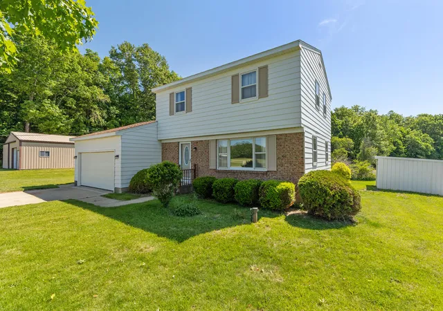 3rd image of 1114 48Th Ave, Hudsonville, MI 49426 | MLS# 65026026682
