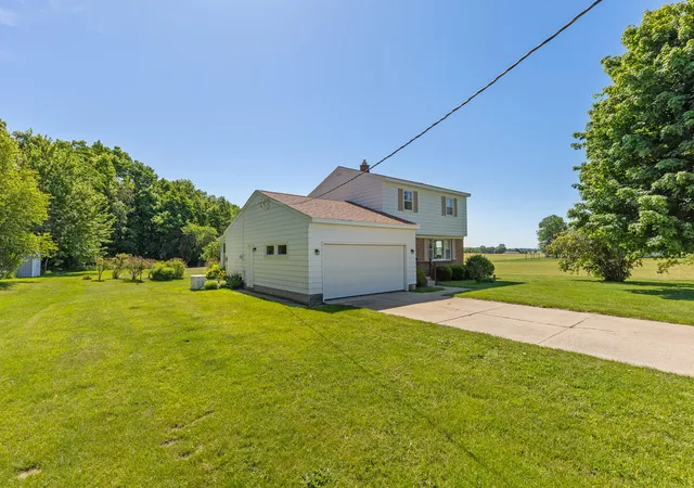 4th image of 1114 48Th Ave, Hudsonville, MI 49426 | MLS# 65026026682