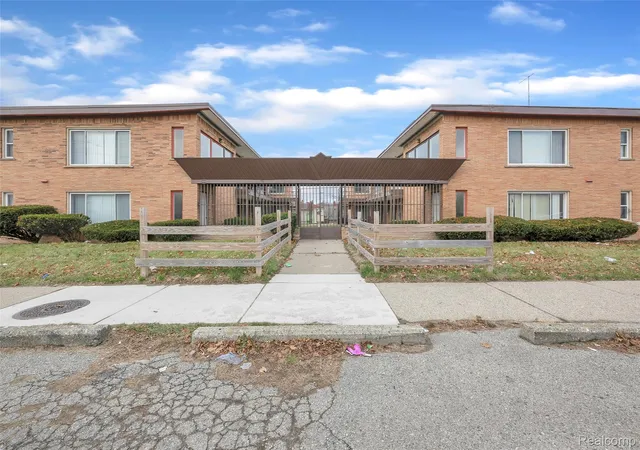 2nd image of 16721 Greenfield Rd, Detroit, MI 48235 | MLS# 20261040947