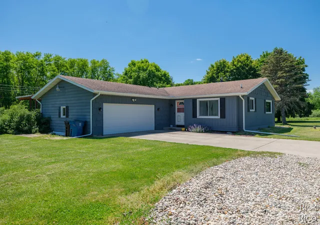 Photo 1 of Sale Pending at 8290 E West Ave, Vicksburg, MI 49097 | MLS# 65026026702 | Listing updated on 2026-06-05