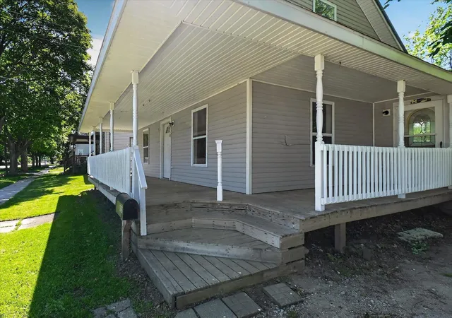 Homes for sale in St Louis City Gratiot, MI | 110 E Tyrell St, St Louis City Gratiot, MI 48880 | MLS# 79080069162