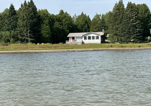 4th image of 11983 Middle Beach Rd, Naubinway, MI 49762 | MLS# 65026026705