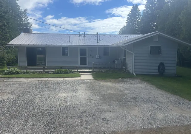 57th image of 11983 Middle Beach Rd, Naubinway, MI 49762 | MLS# 65026026705