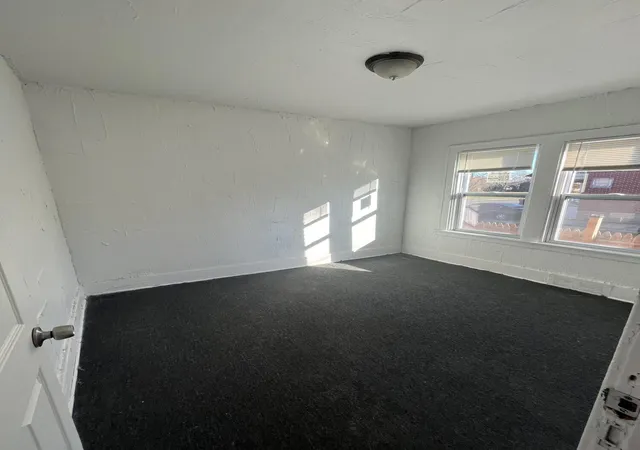 5th image of 14140 Seymour St, Detroit, MI 48205 | MLS# 81026026706