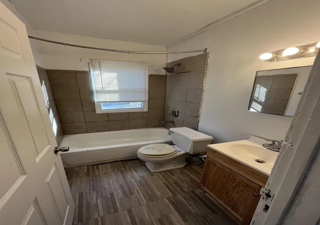 7th image of 14140 Seymour St, Detroit, MI 48205 | MLS# 81026026706