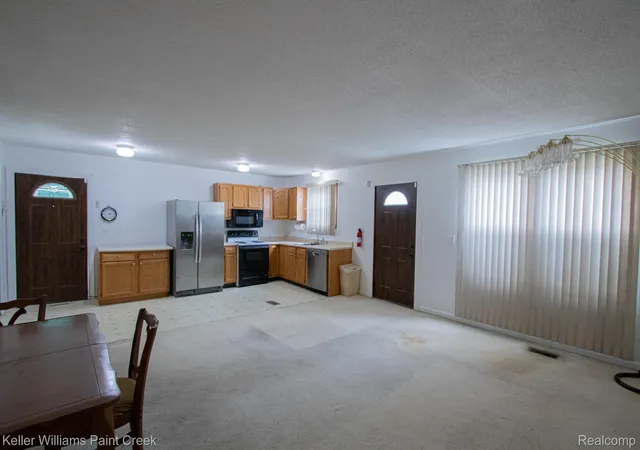 Photo 4 of Single family home for sale at 17501 Clarann St, Melvindale, MI 48122 | MLS# 20261040985 | Listing updated on 2026-09-01