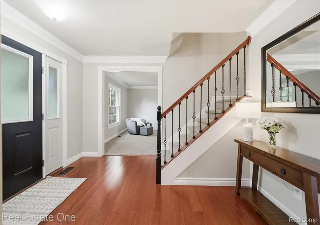 Photo 4 of Single family home for sale at 219 Briarwood Dr, Highland, MI 48357 | MLS# 20261040999 | Listing updated on 2026-06-21