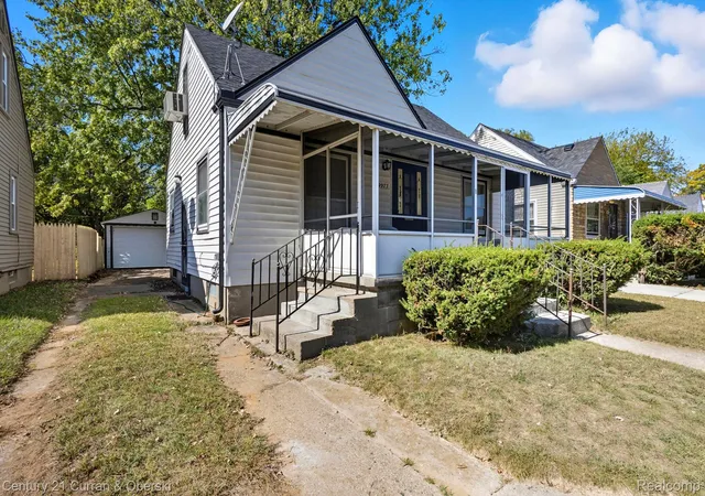 4th image of 19977 Santa Barbara Dr, Detroit, MI 48221 | MLS# 20261041013