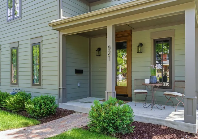 Photo 2 of Single family home for sale at 621 W Summit St, Ann Arbor, MI 48103 | MLS# 81026026730 | Listing updated on 2026-06-10
