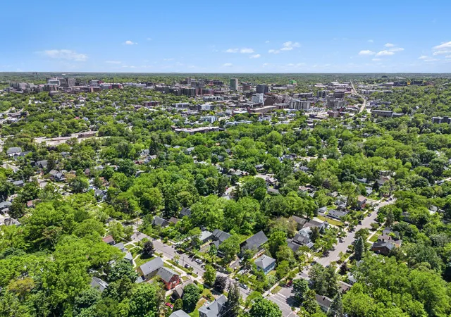 Photo 4 of Single family home for sale at 621 W Summit St, Ann Arbor, MI 48103 | MLS# 81026026730 | Listing updated on 2026-06-10