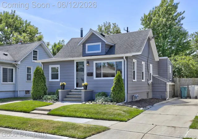Photo 1 of Single Family Residence at 45 W Morehouse Ave, Hazel Park, MI 48030 | MLS# 20261041054 |  | Sold on 2026-07-14