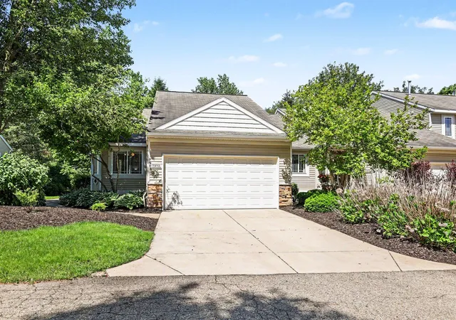 Listing Photo 5 - Condo for sale in building located at 7373 Cactus Cvs SW, Byron Center, MI 49315
