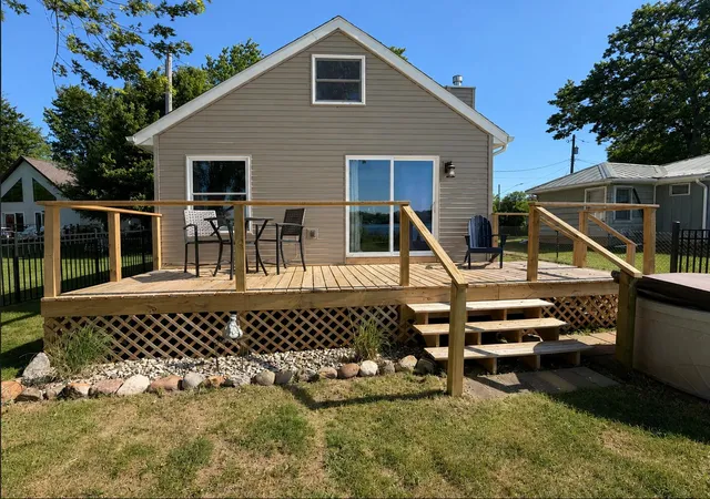 1st image of 1971 Fern Bch, Battle Creek, MI 49014 | MLS# 66026026742