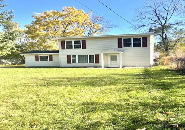 Photo 1 of Sale Pending at 723 22nd Street, Jackson, MI 49203 | MLS# 55026026805 | Listing updated on 2026-06-03