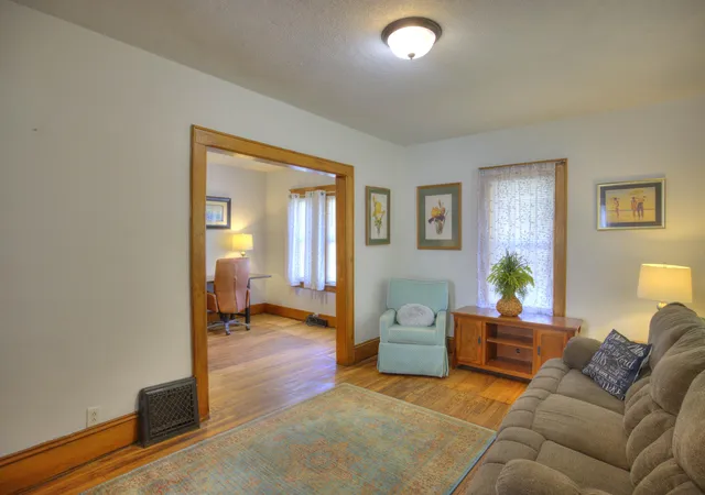Homes for sale in Jackson City Jackson, MI | 307 Douglas St, Jackson City Jackson, MI 49203 | MLS# 55026026789