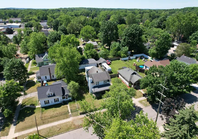 Homes for sale in Jackson City Jackson, MI | 307 Douglas St, Jackson City Jackson, MI 49203 | MLS# 55026026789