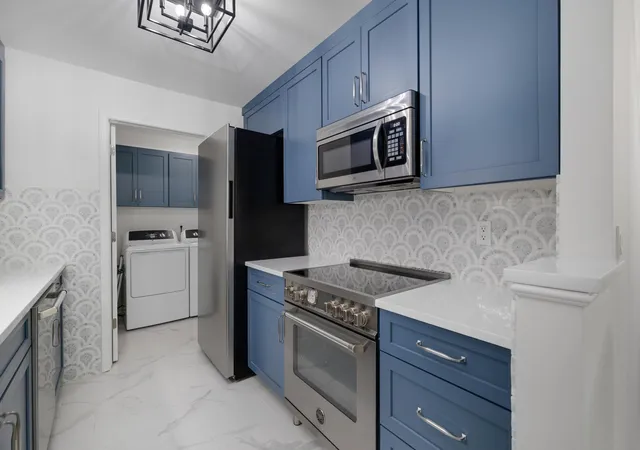 4th image of 56260 Troon N, Shelby Township, MI 48316